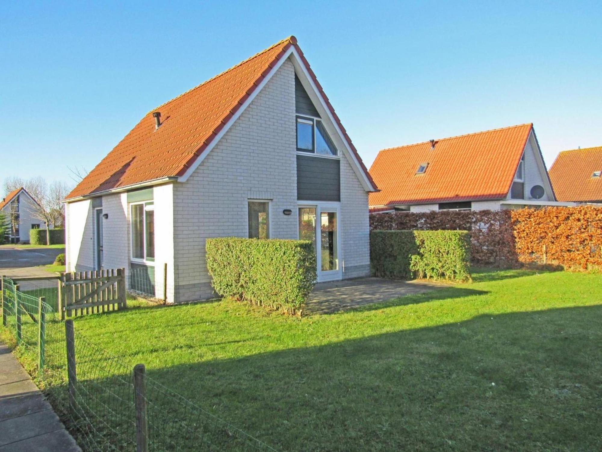 Vakantiehuis Inviting With Garden Breskens